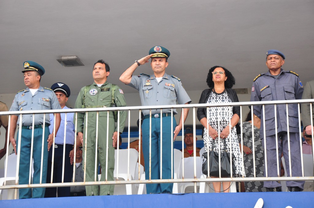Foto 1 - Colégio Militar Tiradentes de São Luis forma 222 estudantes