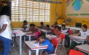 Estudantes de escola Quilombola durante aplicação da pesquisa