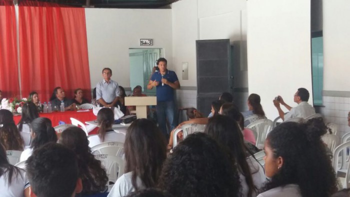 Escola-de-Gonçalves-Dias-Secretário-Felipe-Camarão-1024x576