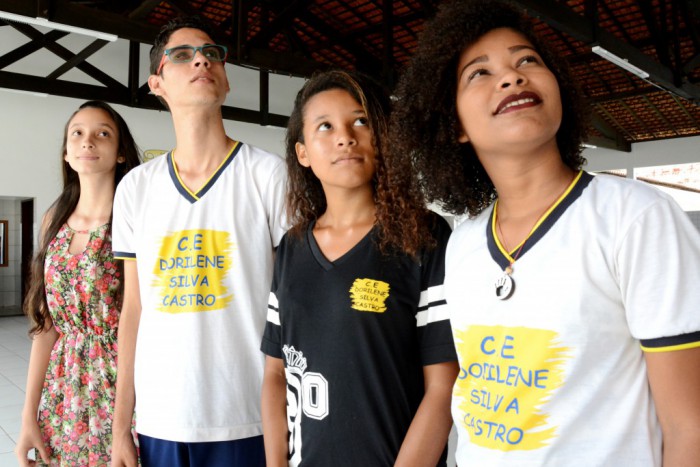 Daniel, Thalia, Vanessa e Arylene, estudantes do C.E. Dorilene Silva que vivem a expectativa da Educação em Tempo Integral