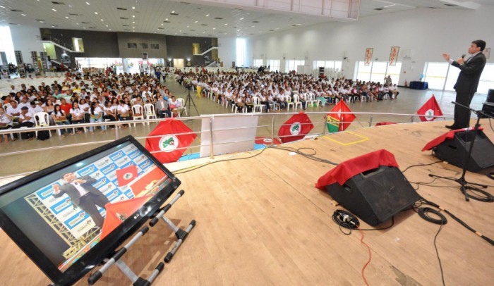 Secretário Felipe Camarão fala dos resultados obtidos, durante a abertura do Seminário Estadual de encerramento do ‘Sim, eu posso!’
