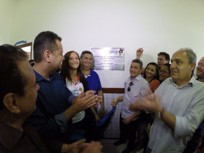 Foto_Divulgação-Governador-entrega-escola-reformada-em-Mirinzal-6