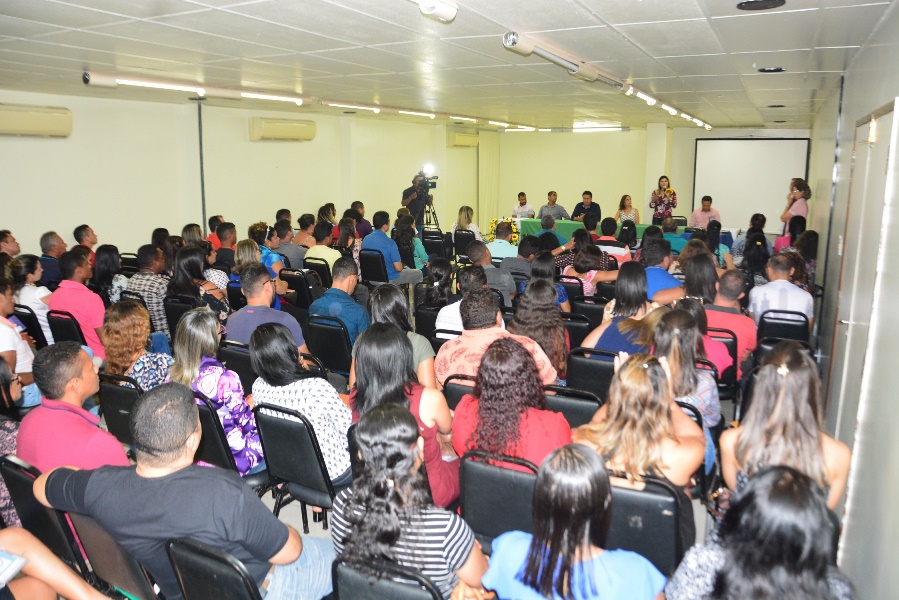 Cento e vinte e cinco professores participam da formação para o Projovem Campo Saberes da Terra