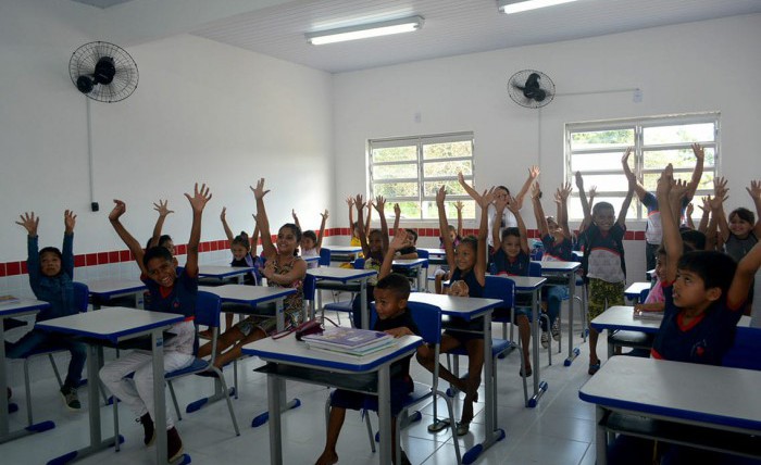 15605_15605_inauguracao_maracacume_povoadojacy_escola_digna_001_3601595146254284104_8935406373365714371