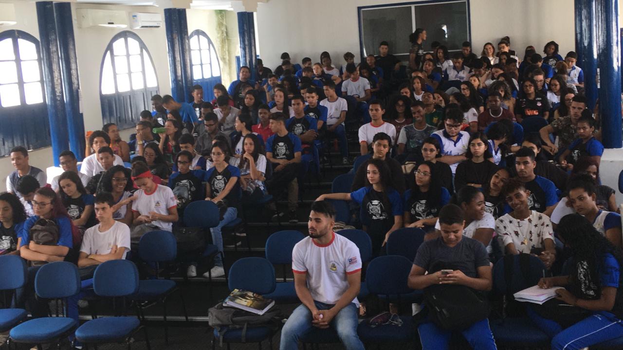 1º Aulão Mais Ideb mobiliza centenas de estudantes da rede estadual (Foto: Antônio Martins)