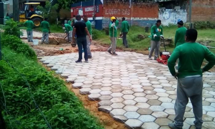 16385_governo_inicia_pavimentacao_da_rua_do_c._e._pires_collins_em_paco_do_lumiar_4_8747887588363172789