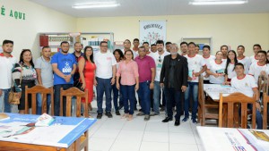 Em Godofredo Viana, a comunidade escolar comemora a entrega do Centro de Ensino Benedita Jorge, que não passava por reforma há cerca de 25 anos