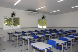 Desde a sua fundação em 1995, o Centro de Ensino Anna Bernardes não passava por reforma