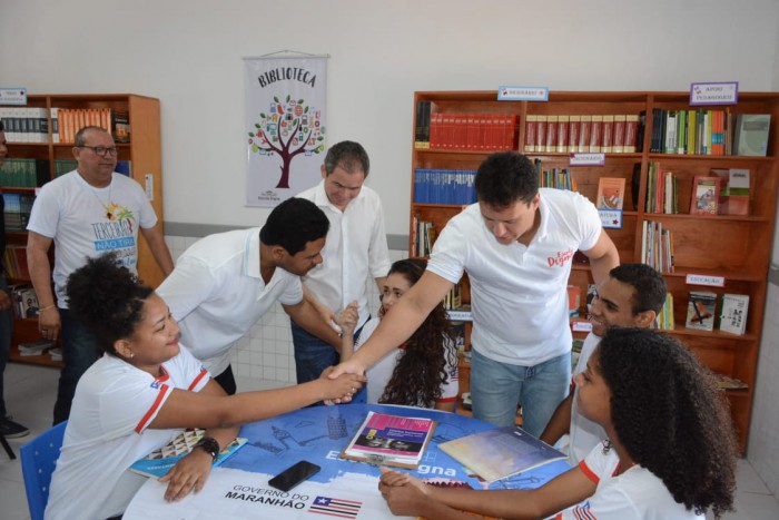 17594_a_biblioteca_totalmente_reestruturada_ganhou_novos_acervo_mobilia_e_motivos_para_celebrar_escola_digna_1200820568453724957