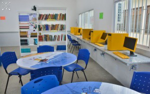 Biblioteca do CE Dr. Fernando Castro totalmente revitalizada