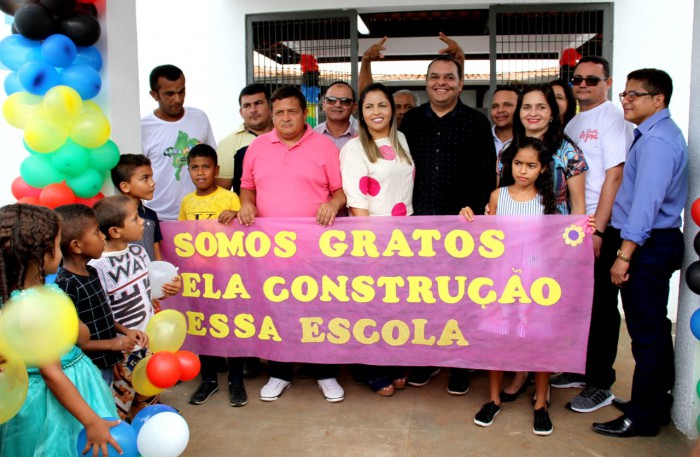 Comunidades de Governador Newton Bello receberam com muita festa as novas unidades do Escola Digna